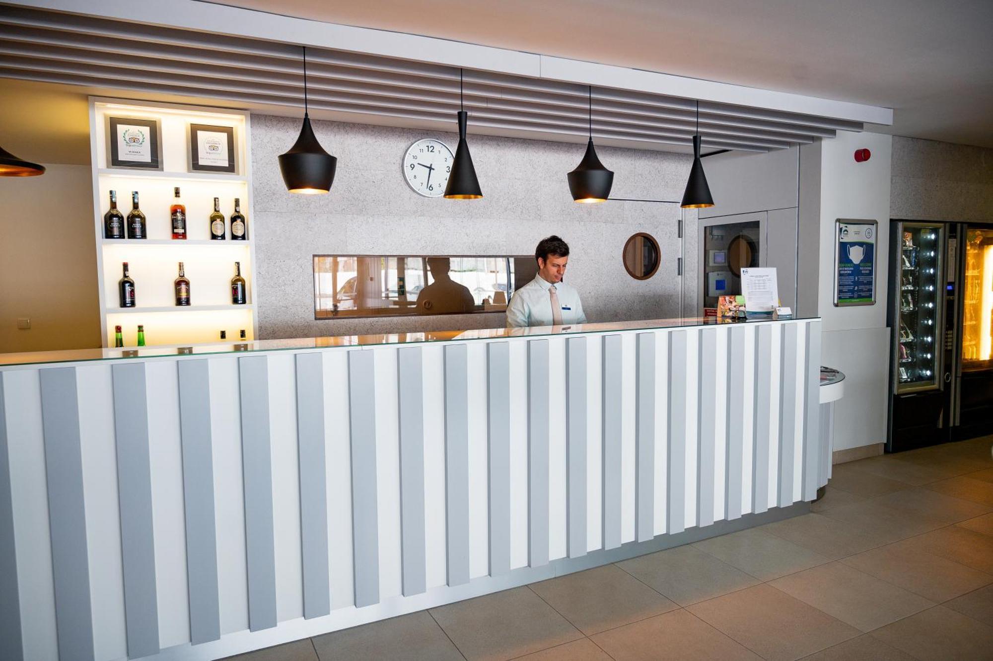 Park Hotel Porto Valongo Valongo  Buitenkant foto